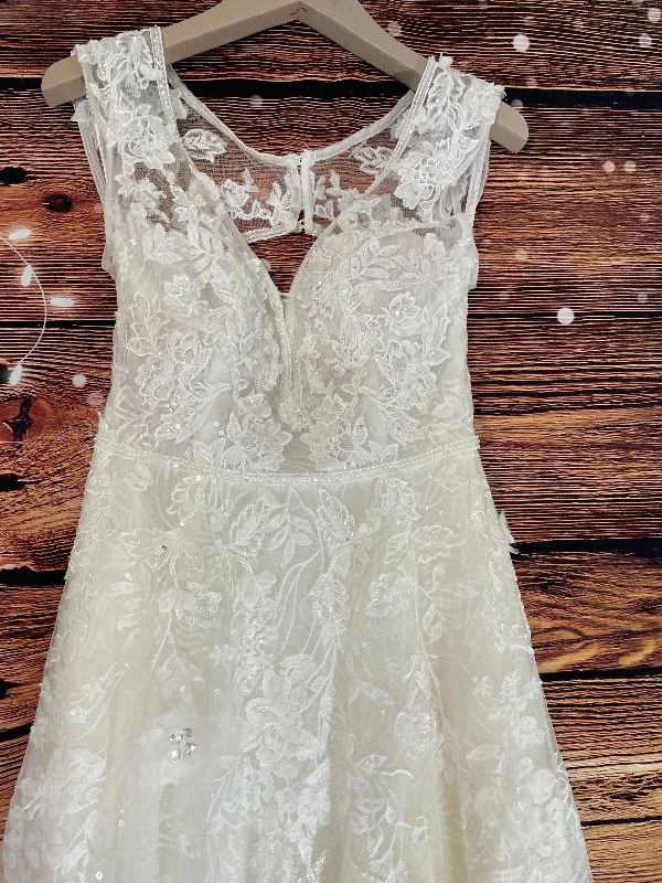 New Markdowns Oleg Cassini CWG907