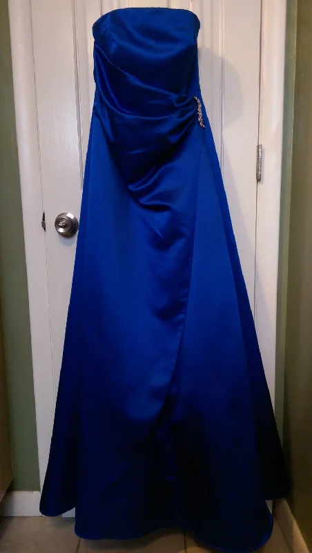 Price Reduction Other Royal Blue strapless bridesmaid gown