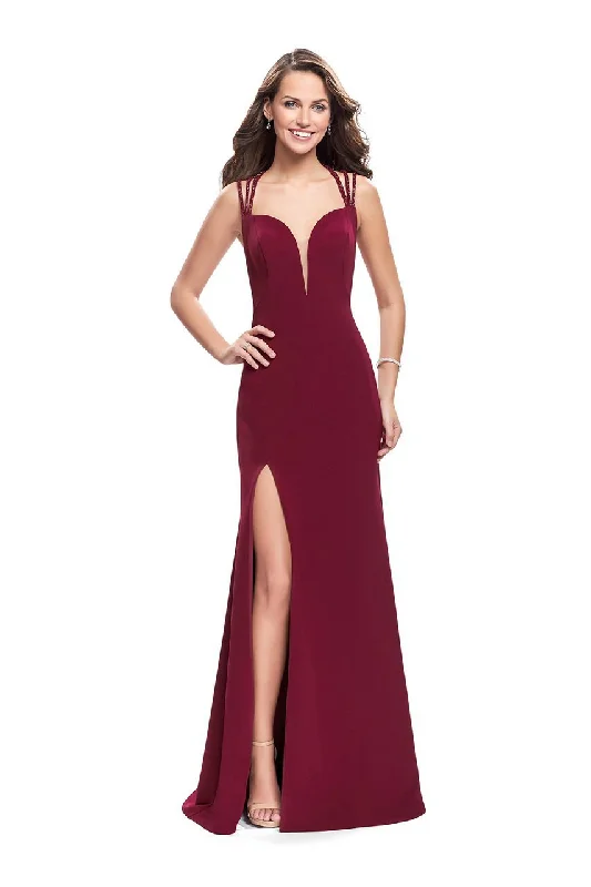 Inventory Reduction La Femme - 26167 Sweetheart Neck Strappy Back Fitted Gown