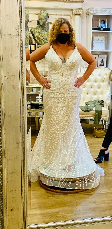 Midnight Madness Mon Cheri Enchanting Style # 120167