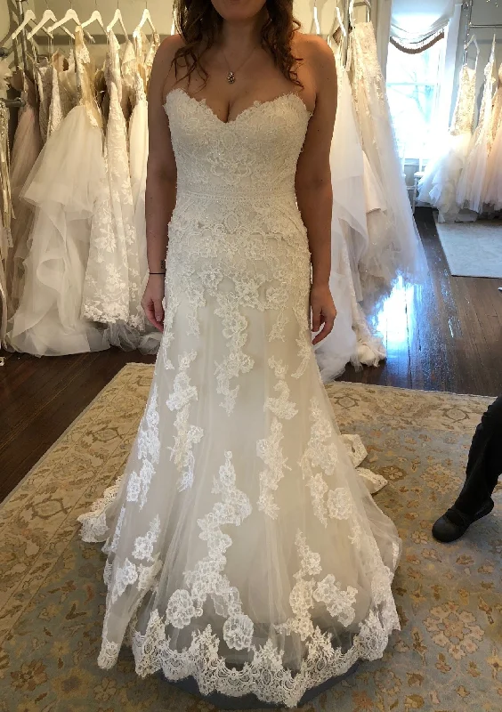 One-DAY Sale Enzoani Kara