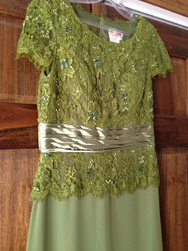 Price Reduction Other PRICE REDUCED BRAND NEW NEVER WORN Mother-of-the-B