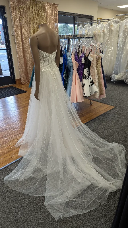 Flash Sale Allure Bridals PRIVATE LABEL: 300127