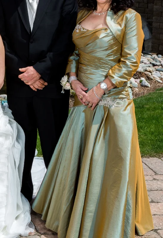 Now or Never Other Le Perle Mother of Bride Iridescent Taffeta in Aqu