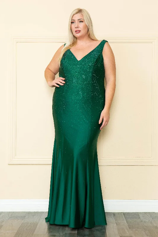 Take Advantage Poly USA W1116 - Beaded Sheath Plus Prom Dress