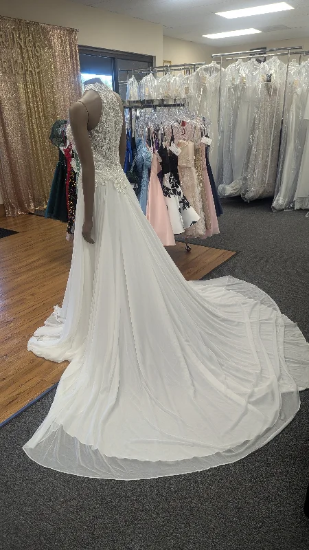Year-End Sale Allure Bridals PRIVATE LABEL: 300141