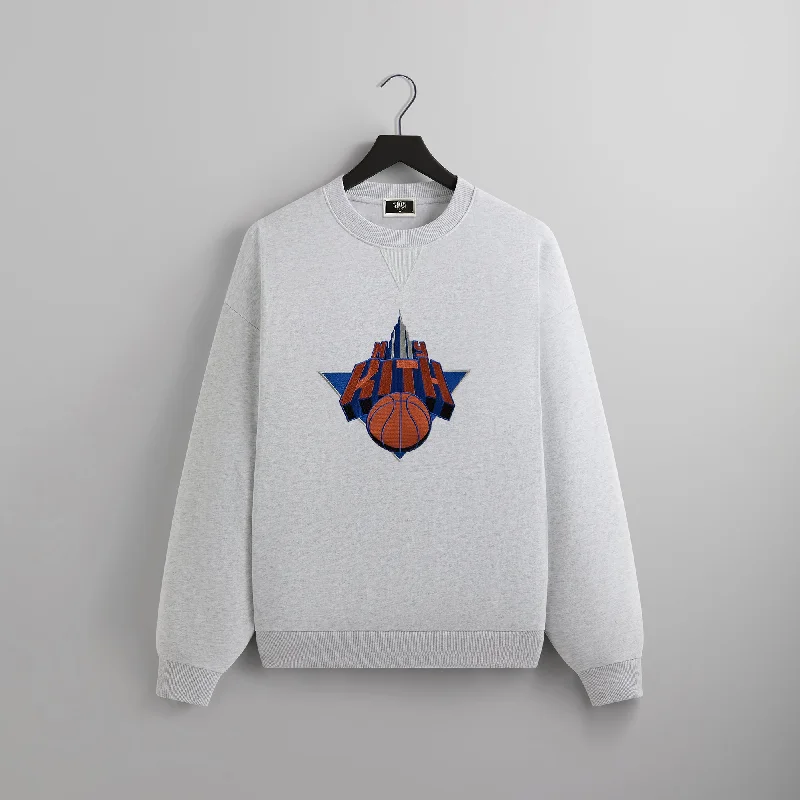 Take Advantage Kith for the New York Knicks Empire Vintage Nelson Crewneck - Light Heather Grey Take Advantage Kith for the New York Knicks Empire Vintage Nelson Crewneck - Light Heather Grey
