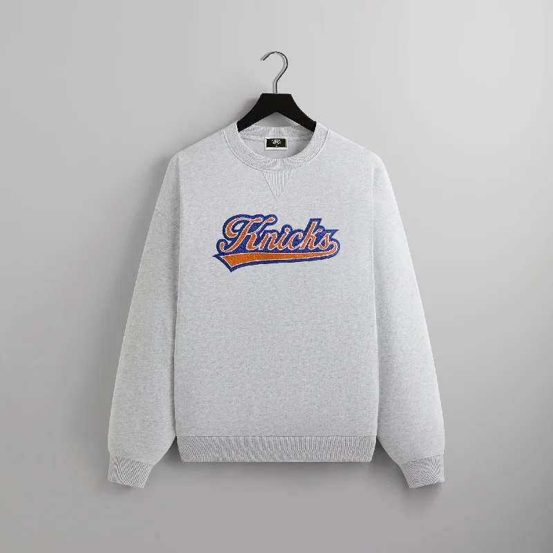 Unbeatable Prices Kith for the New York Knicks Script Vintage Nelson Crewneck - Light Heather Grey Unbeatable Prices Kith for the New York Knicks Script Vintage Nelson Crewneck - Light Heather Grey
