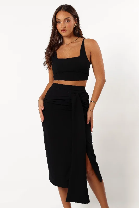 Today’s Deal Zanita Set - Black