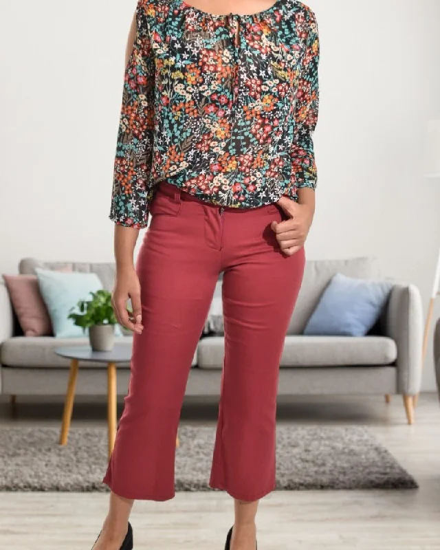 Unbeatable Prices Ladies Maroon Capri Pants