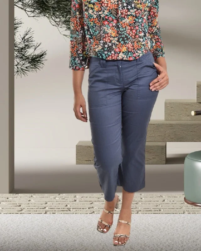 Clearance Sale Ladies Navy Capri Pants