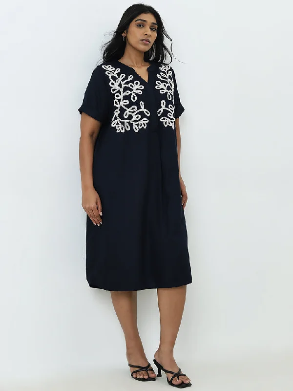 New Deals Gia Navy Leaf Embroidered Straight Dress