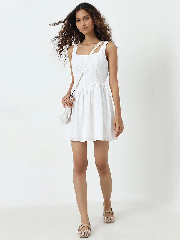 Nuon White Schiffli Detailed A-Line Cotton Dress