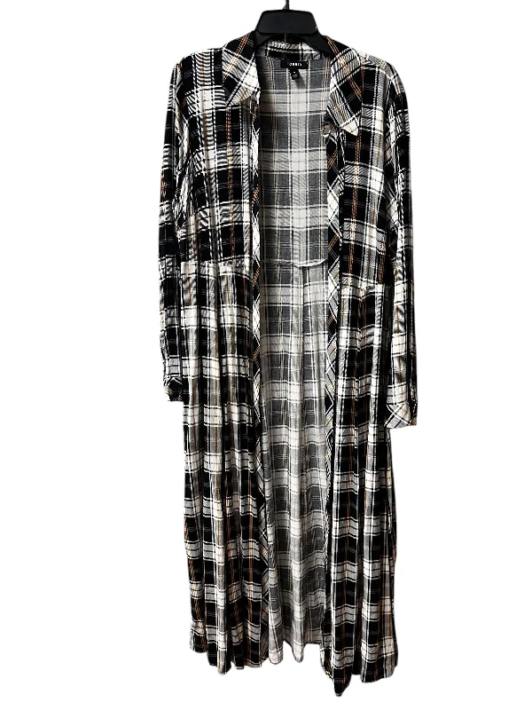 Stock Up and Save Cardigan By Torrid In Plaid Pattern, Size: 2x