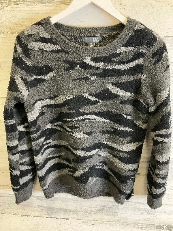 Inventory Reduction Sweater By Barefoot Dreams In Grey, Size: Xs