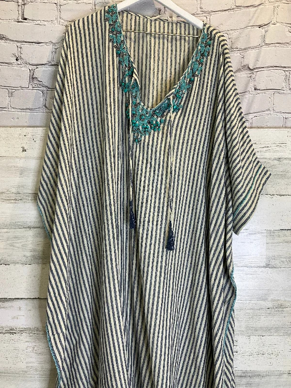 Online Only Swimwear Cover-up By Soft Surroundings In Blue, Size: Onesize