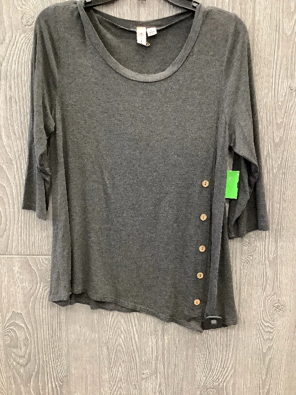 Blowout Deals Top 3/4 Sleeve By Misia  Size: Petite L