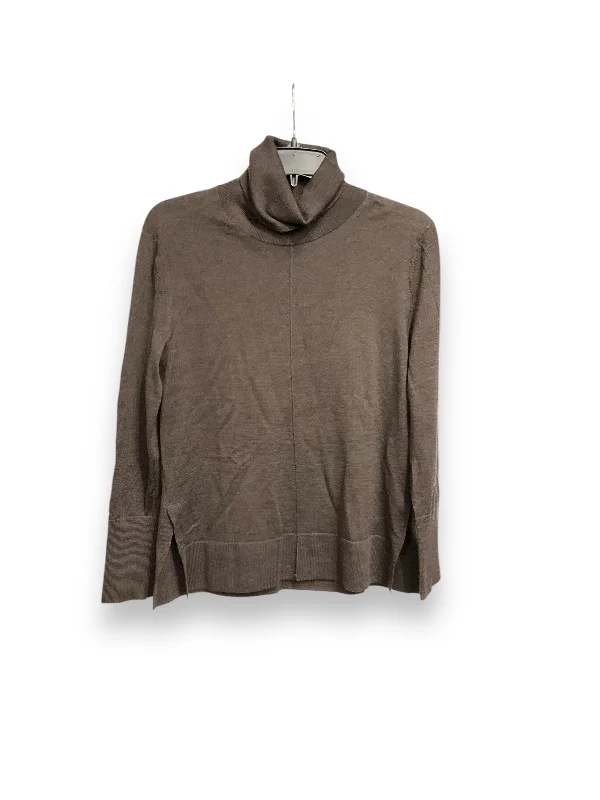 Today’s Deal Top Long Sleeve Basic By Banana Republic In Brown, Size: Xs