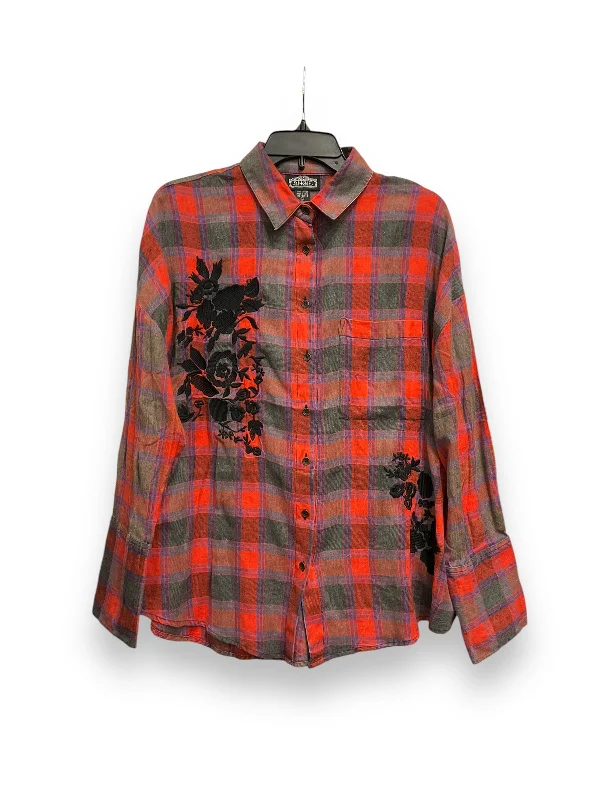 Special Discount Top Long Sleeve By Angie In Plaid Pattern, Size: L