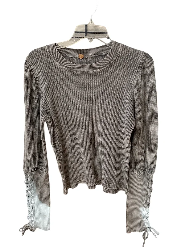 Great Bargains Top Long Sleeve By Free People In Grey, Size: M