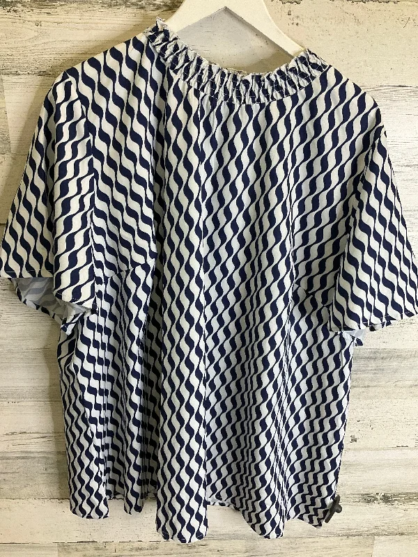Hurry In Top Short Sleeve By Cmf In Blue & White, Size: 4x