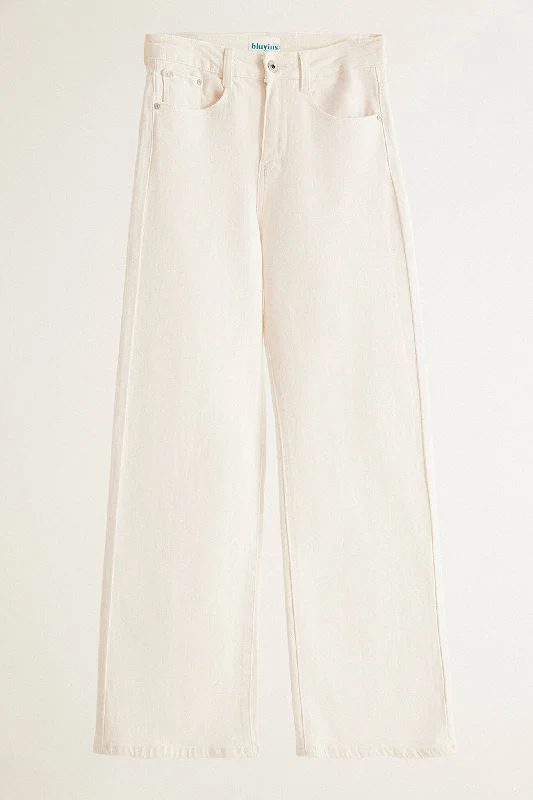 Unmissable Offer Straight white jeans India