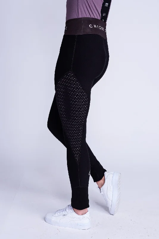 Midnight Sale Empower On-Ice Leggings in Black